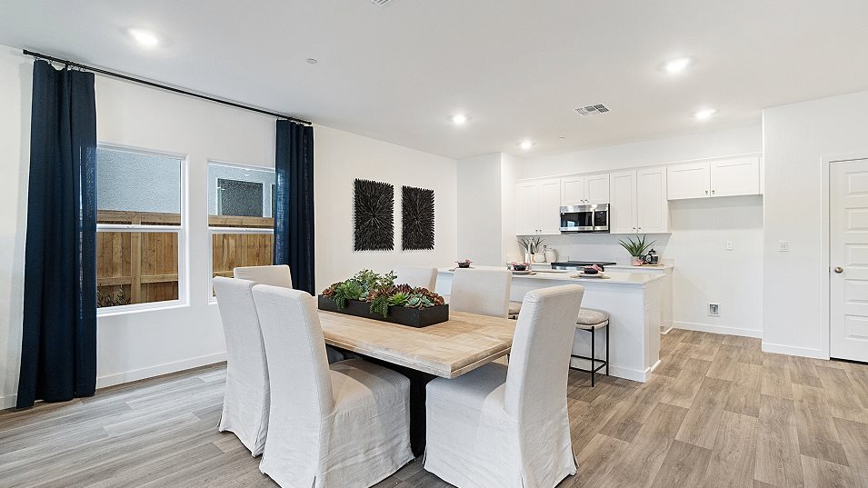 Jewel dining room