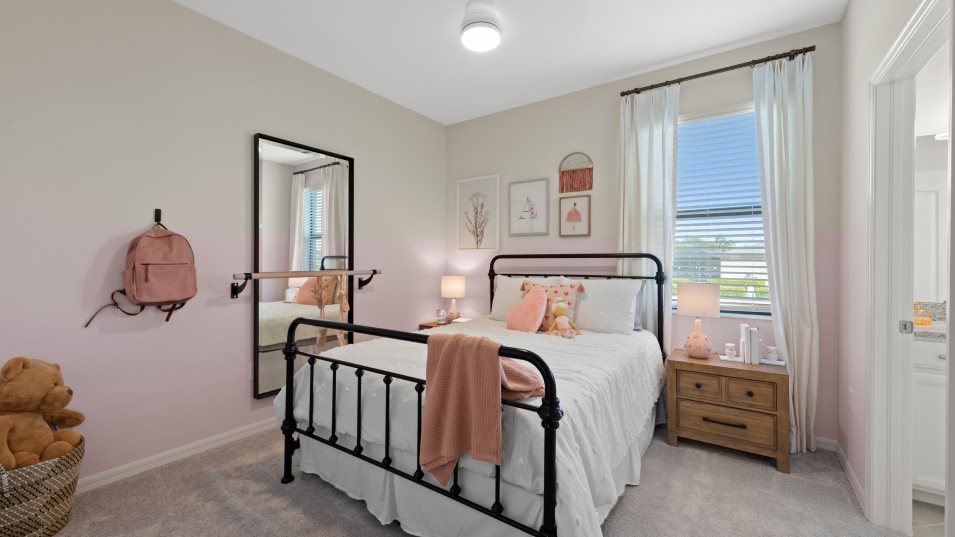 Marsala bedroom 3