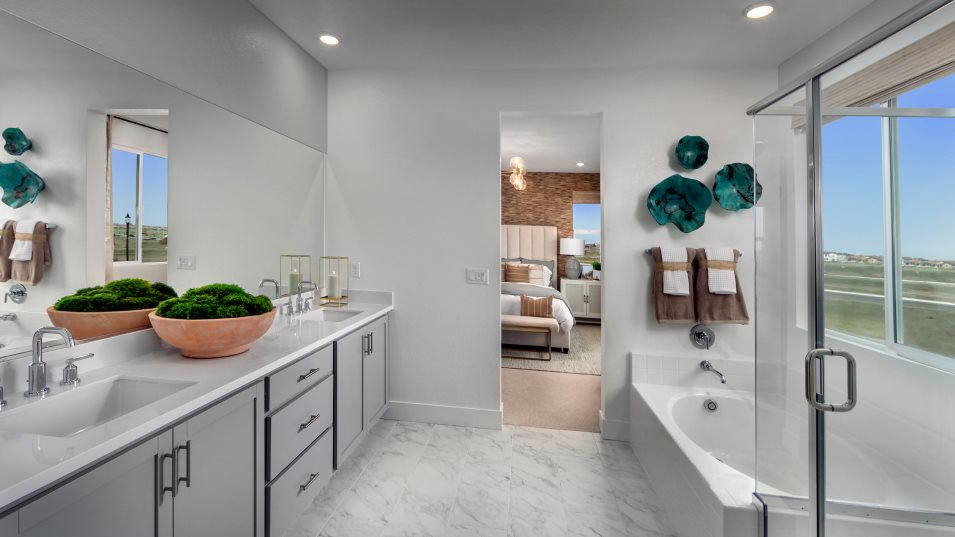 Residence H1 Owner's Suite