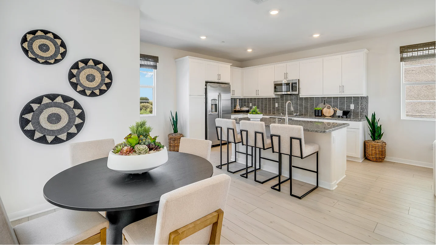 Allure Nuvo Parkside Res2 Dining 1of2 F2