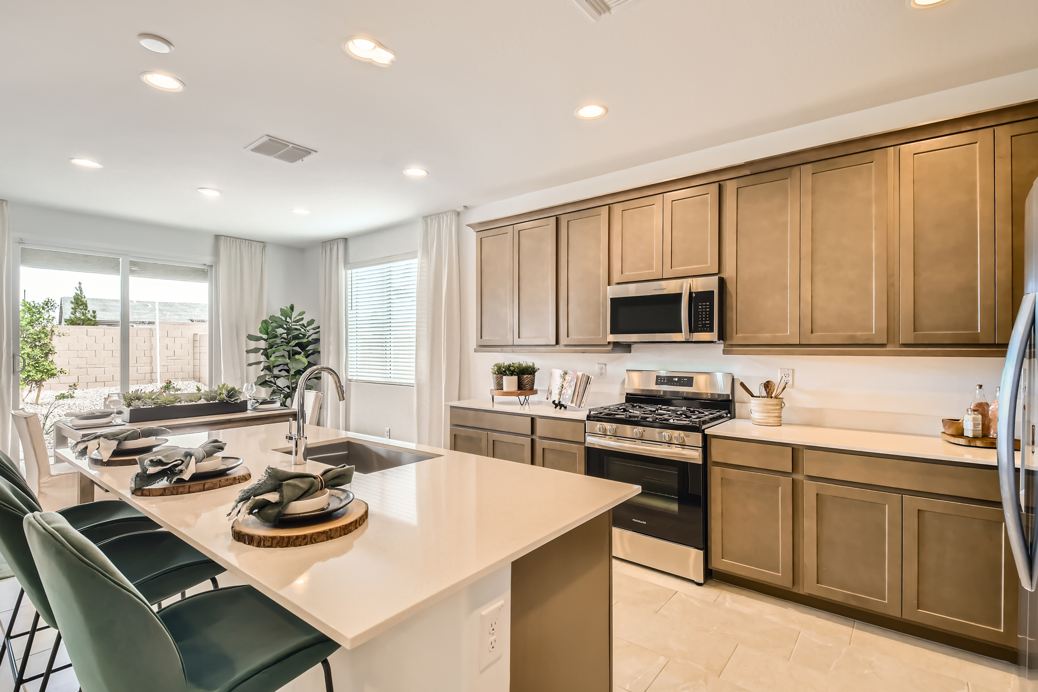 Inspiration II Asante Heritage Kennedy 4067 Kitchen 2of2