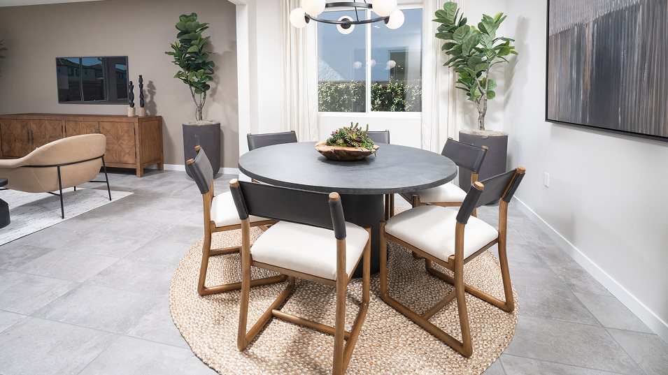 Residence 3167 dining room
