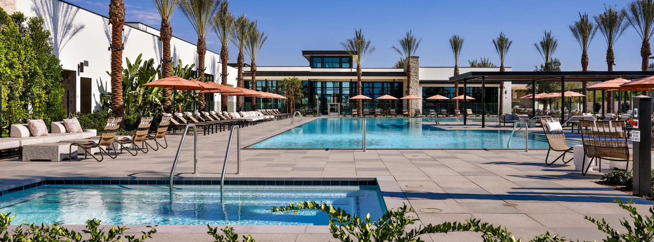 Metro Heights Amenity The Club Pool 7of19
