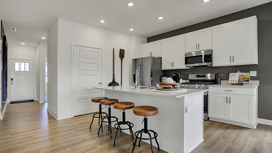 4233 Briarwood Kitchen 3of4 F1