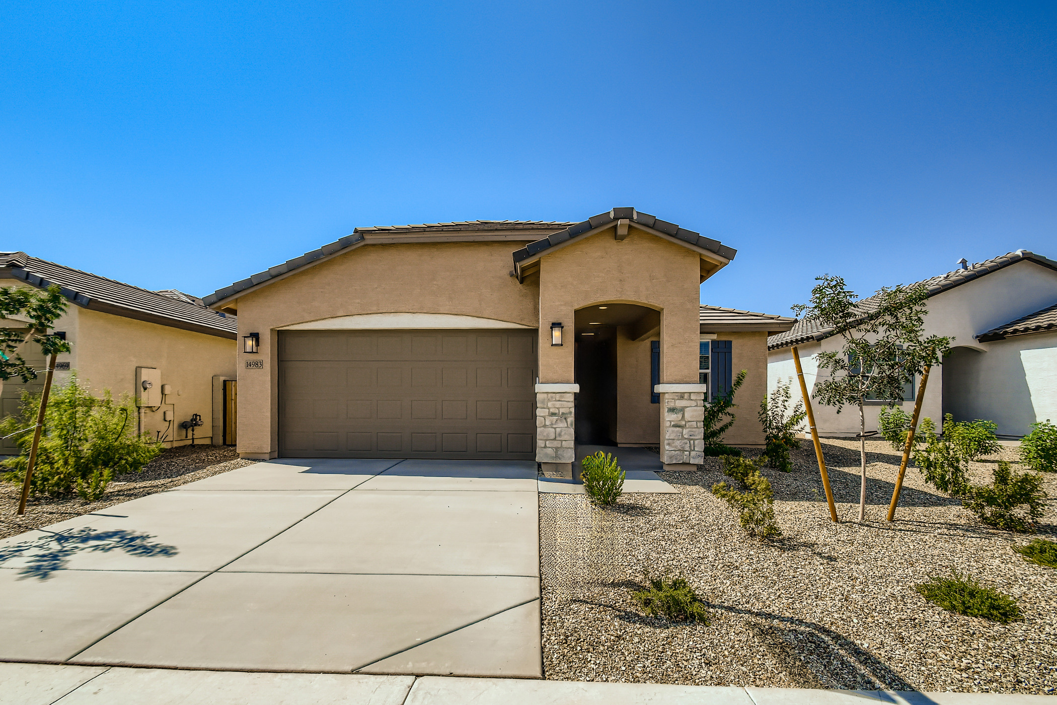 14983 W Buckskin Trail   Print Quality   001   01 Exterior Front