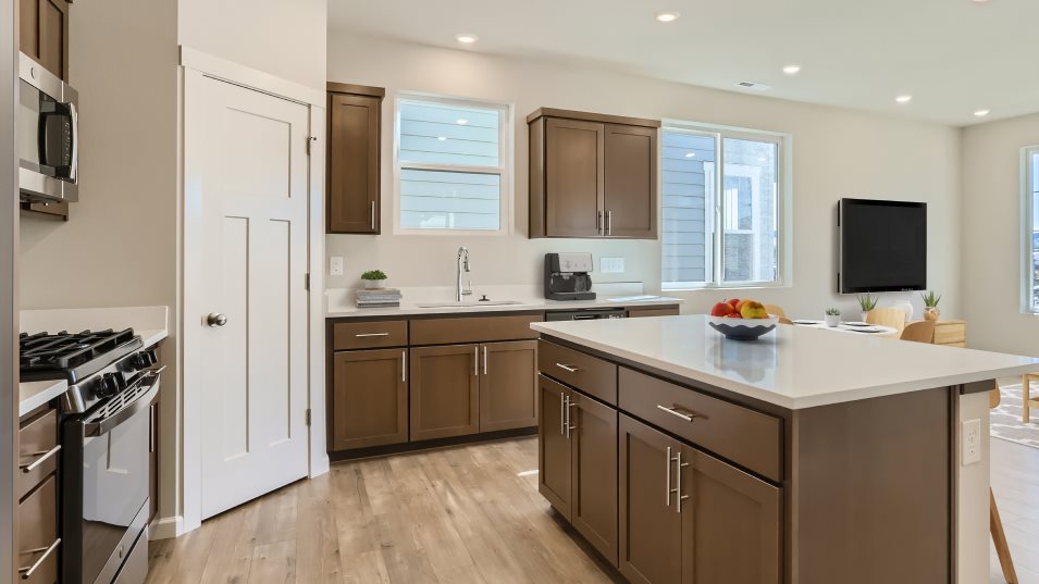 Nadine Kitchen