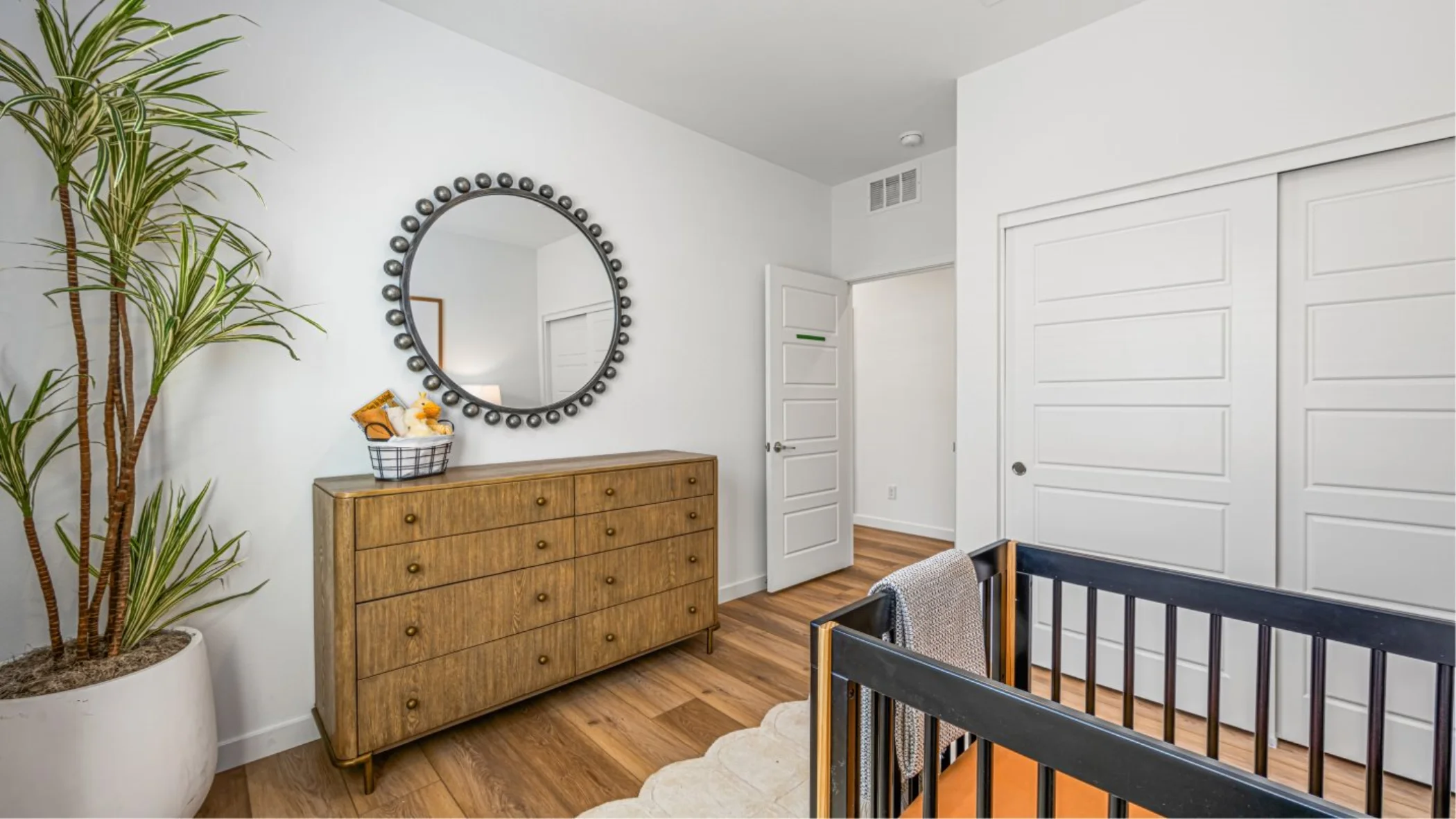 Jan Bedroom 2