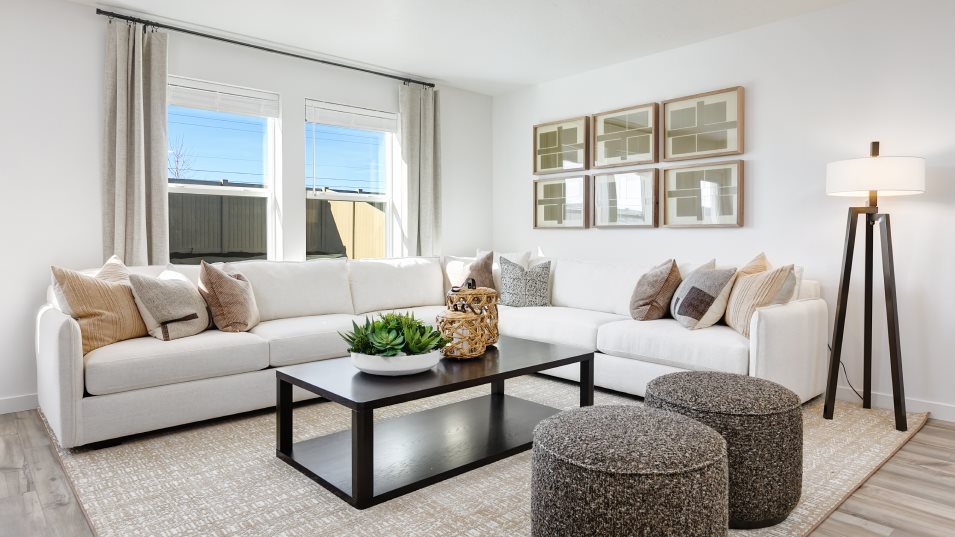 Furnished dining room