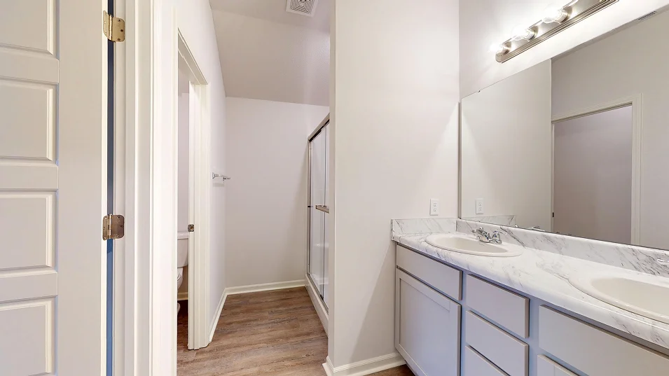 Taylor Core B550 Bridgeport Owners Bath Matterport F1