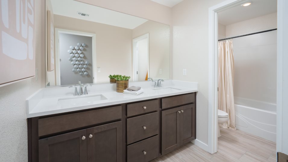 Rio Del Oro Residence 2179 bath 2