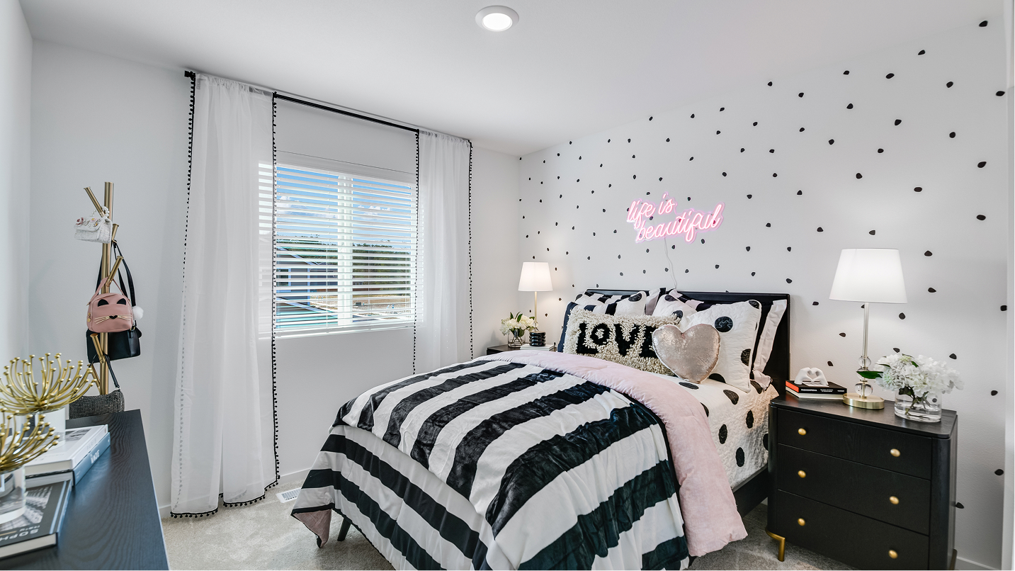 1704 Sherwood Bed3 F2 Base2
