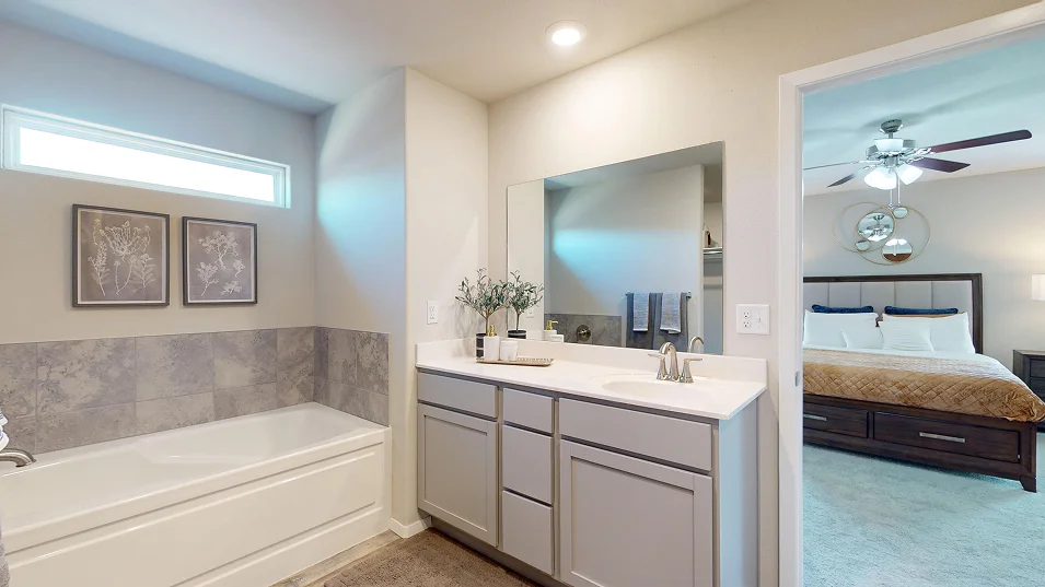 Taylor Core K300 Kinsley Owners Bath