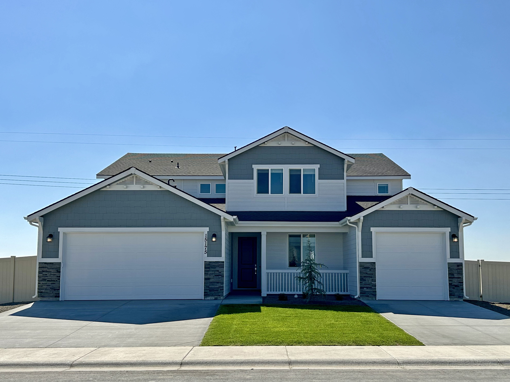 Skyat Cirrus Pointe QMI Super Home 0626
