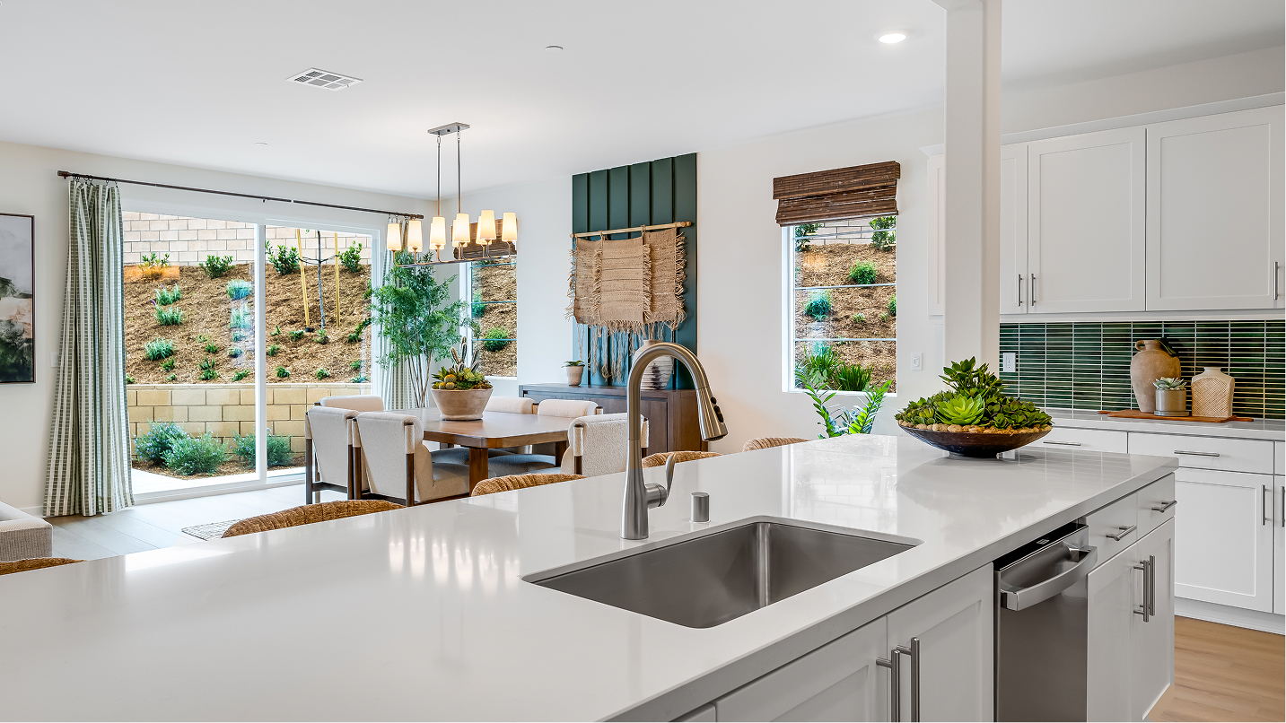 Quartz Trail Res4 Kitchen 4of5 F1