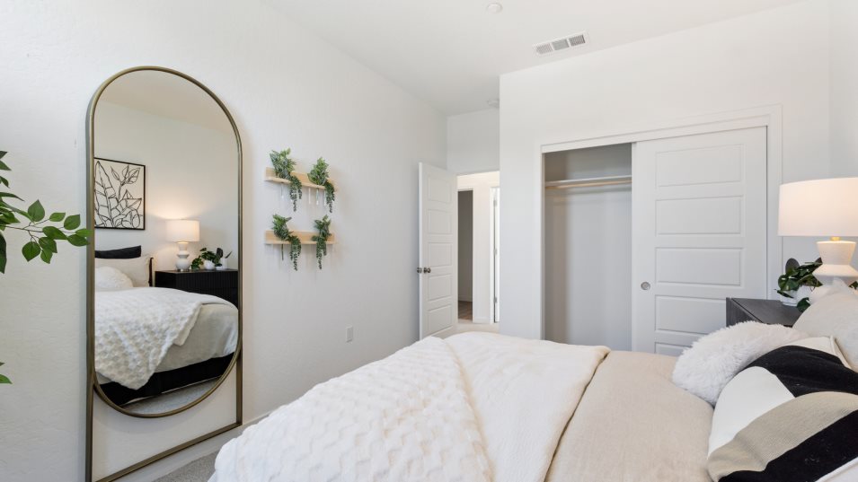 Orchestra Bedroom 3