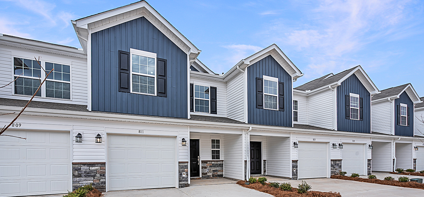 Timber River Ridge TH Streetscape 042325