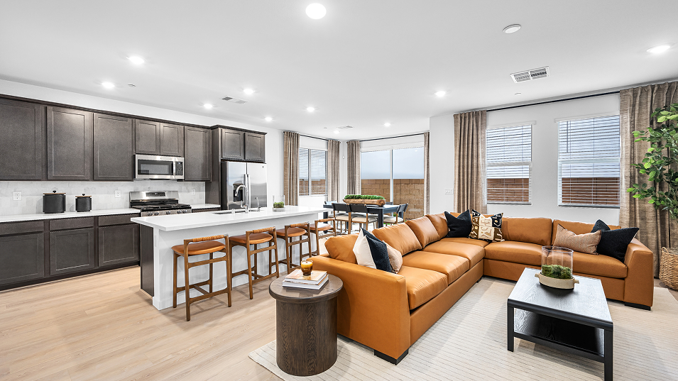 2770 Alice Living 2of4 F1 Base2