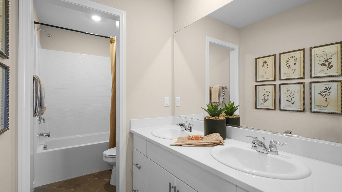 Estrella Res3 Bath2 F2