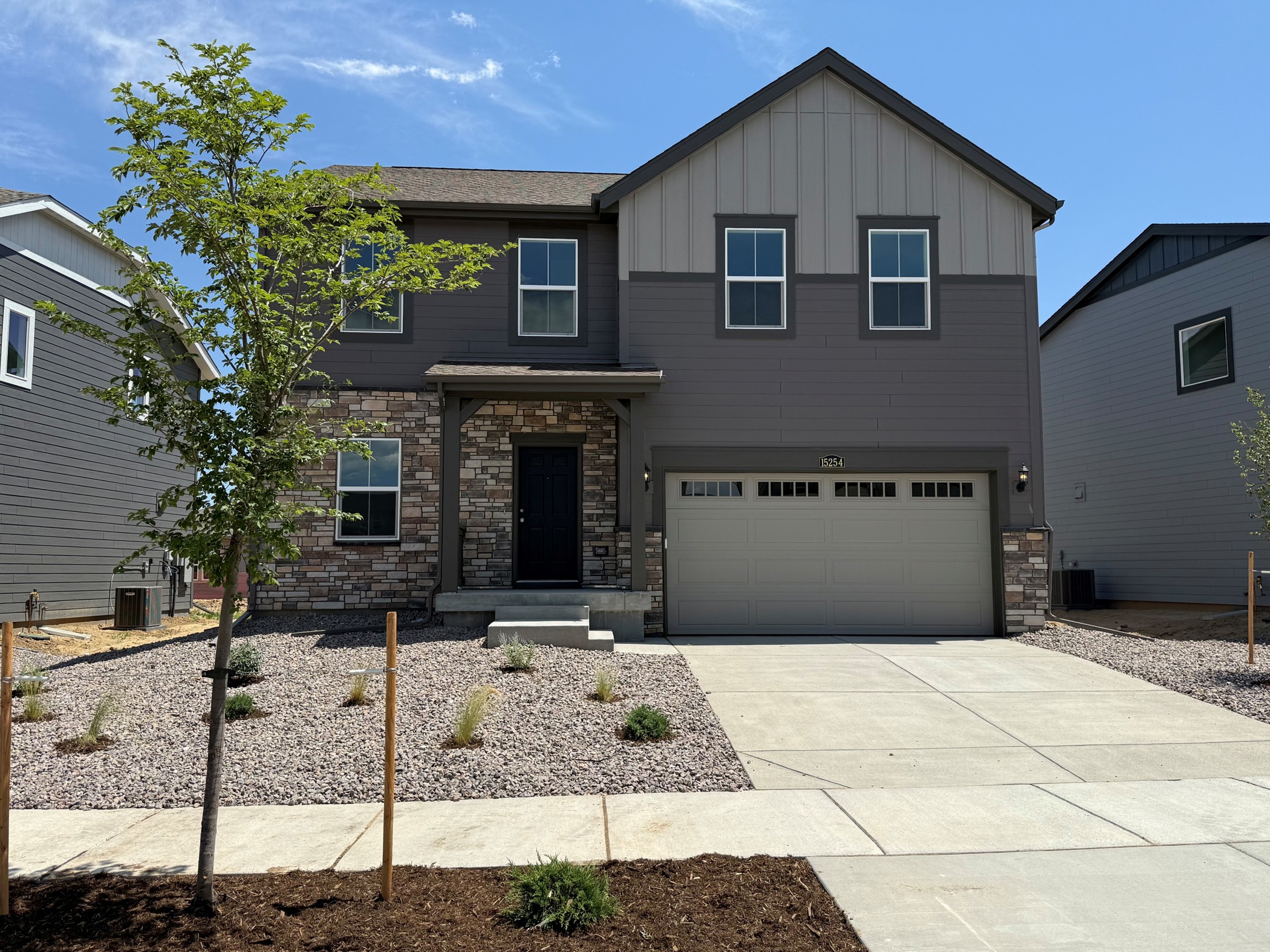15254 Milwaukee Front Exterior
