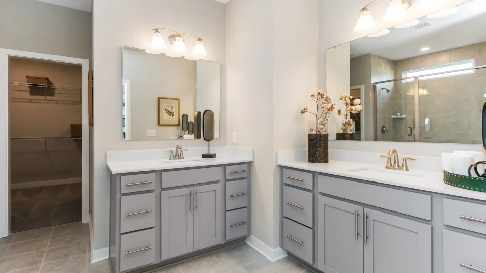 Owners Bathroom
