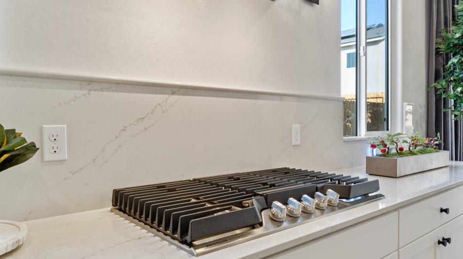 Stainless-steel five-burner gas cooktop