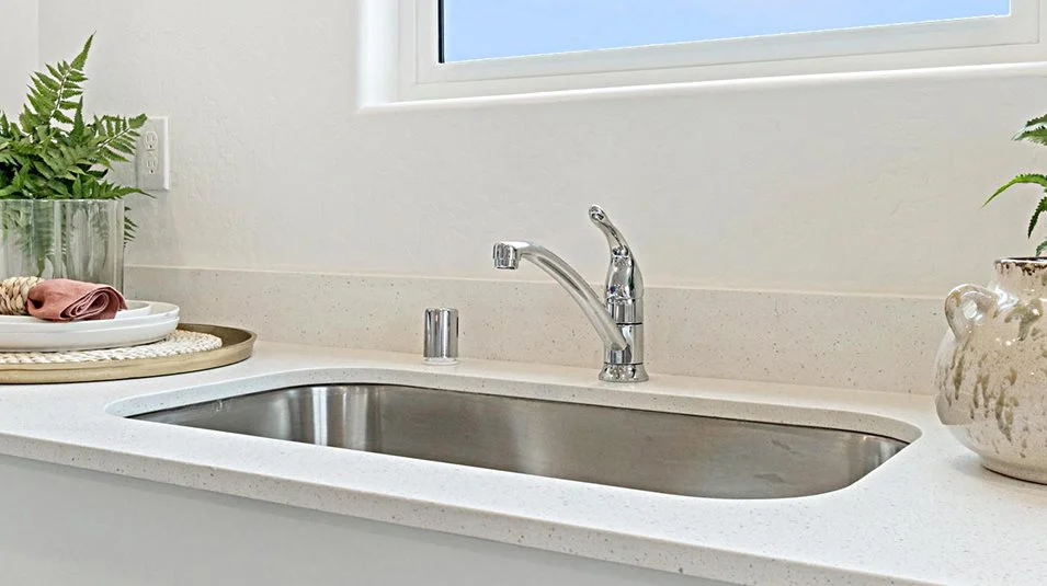 Faucet in chrome 