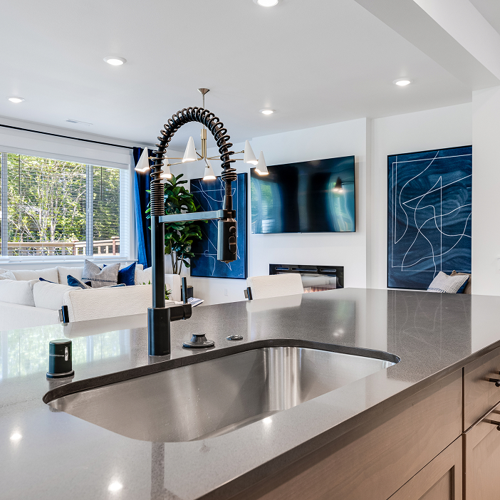2350 Hickory II Kitchen 1of7 F1 Base2