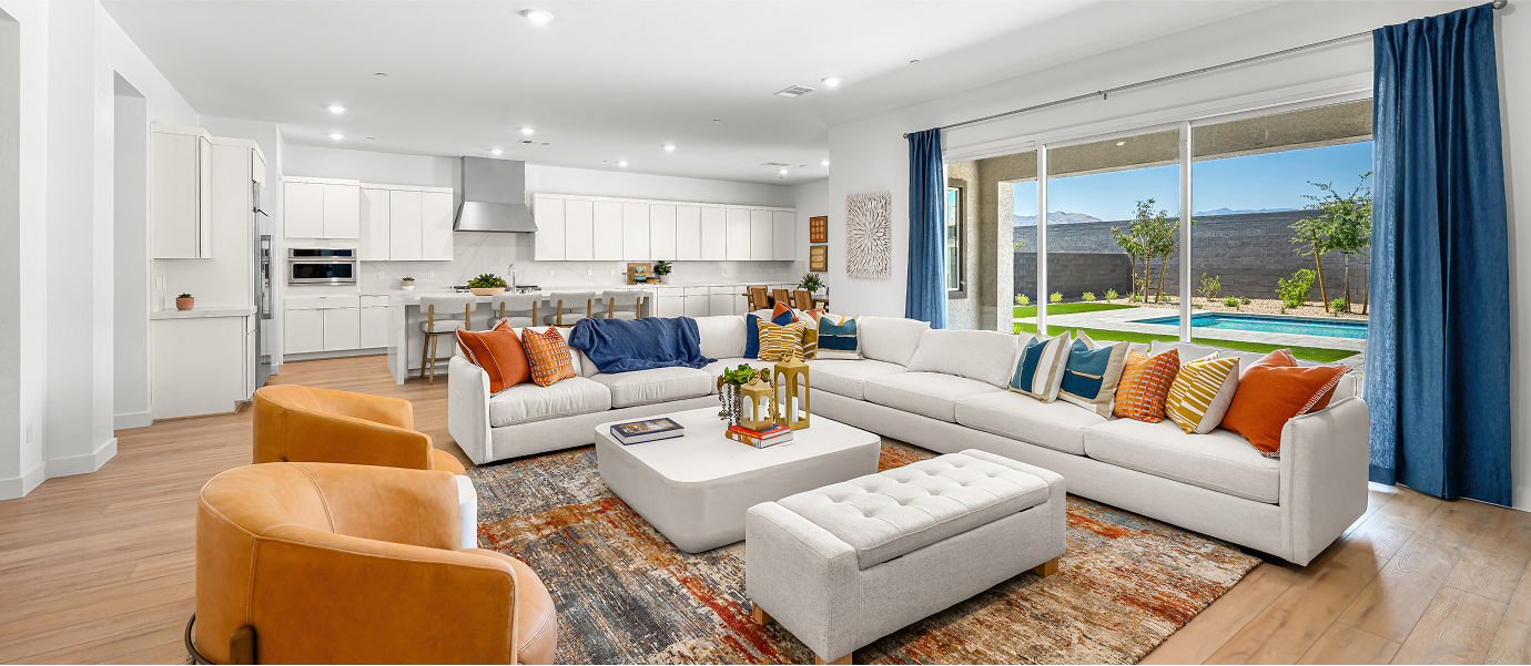 3776 William Living 1of3 F1 Base3