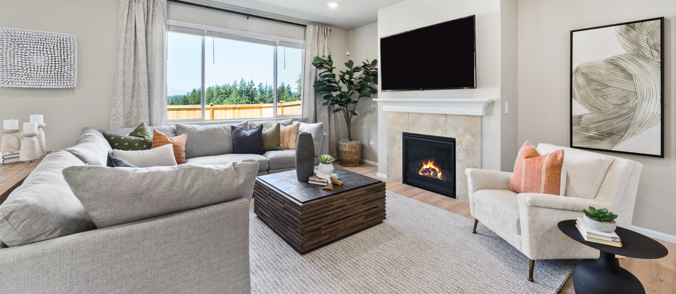 Magnolia Ridge Birch 2165 Great Room 1of2 F1 Plan Hero