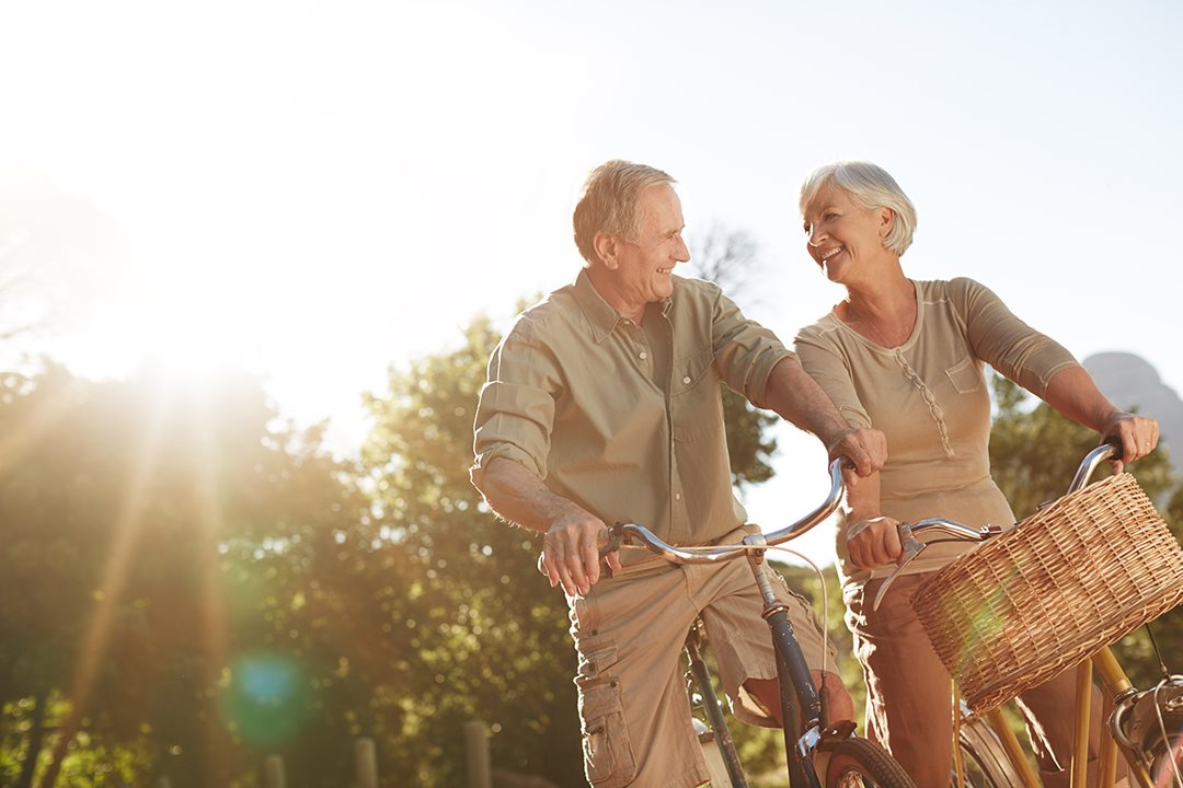 Pic Active Adult Senior Bike Couple