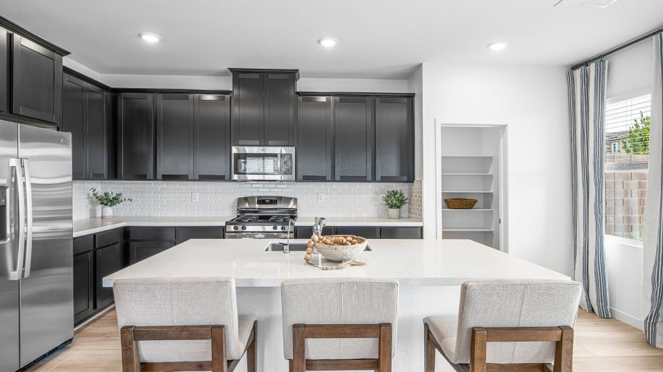 Elliot Kitchen