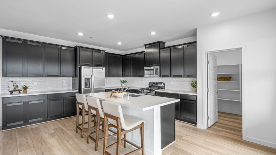 Elliot Kitchen