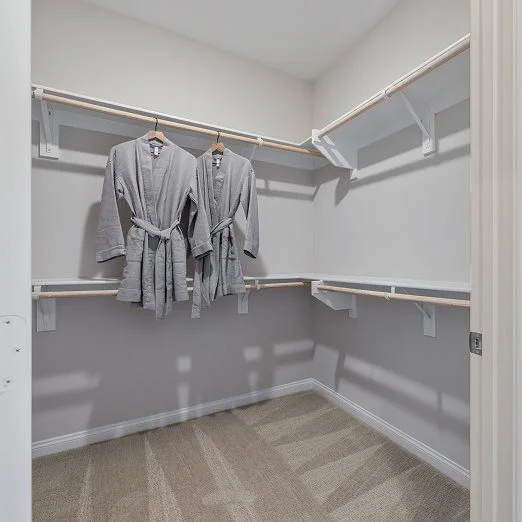 Res 1 owner suite walk in closet
