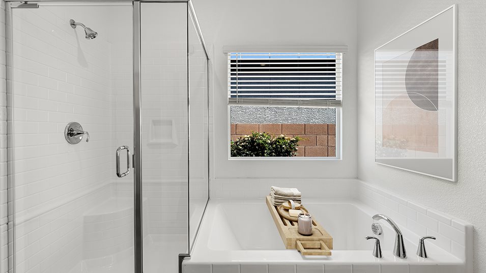Gideon Owner's Suite Bathroom