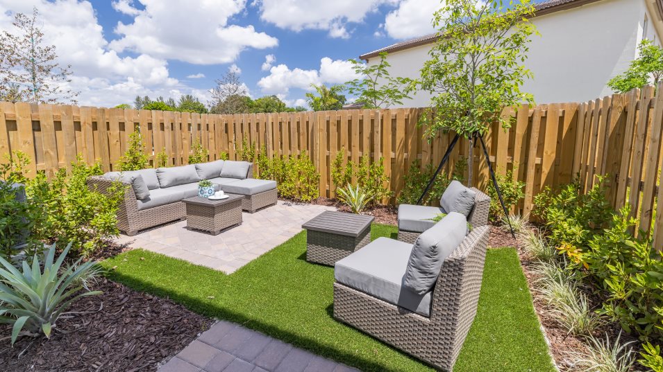 1789 Lorient Patio F1 Base2 12 06 23