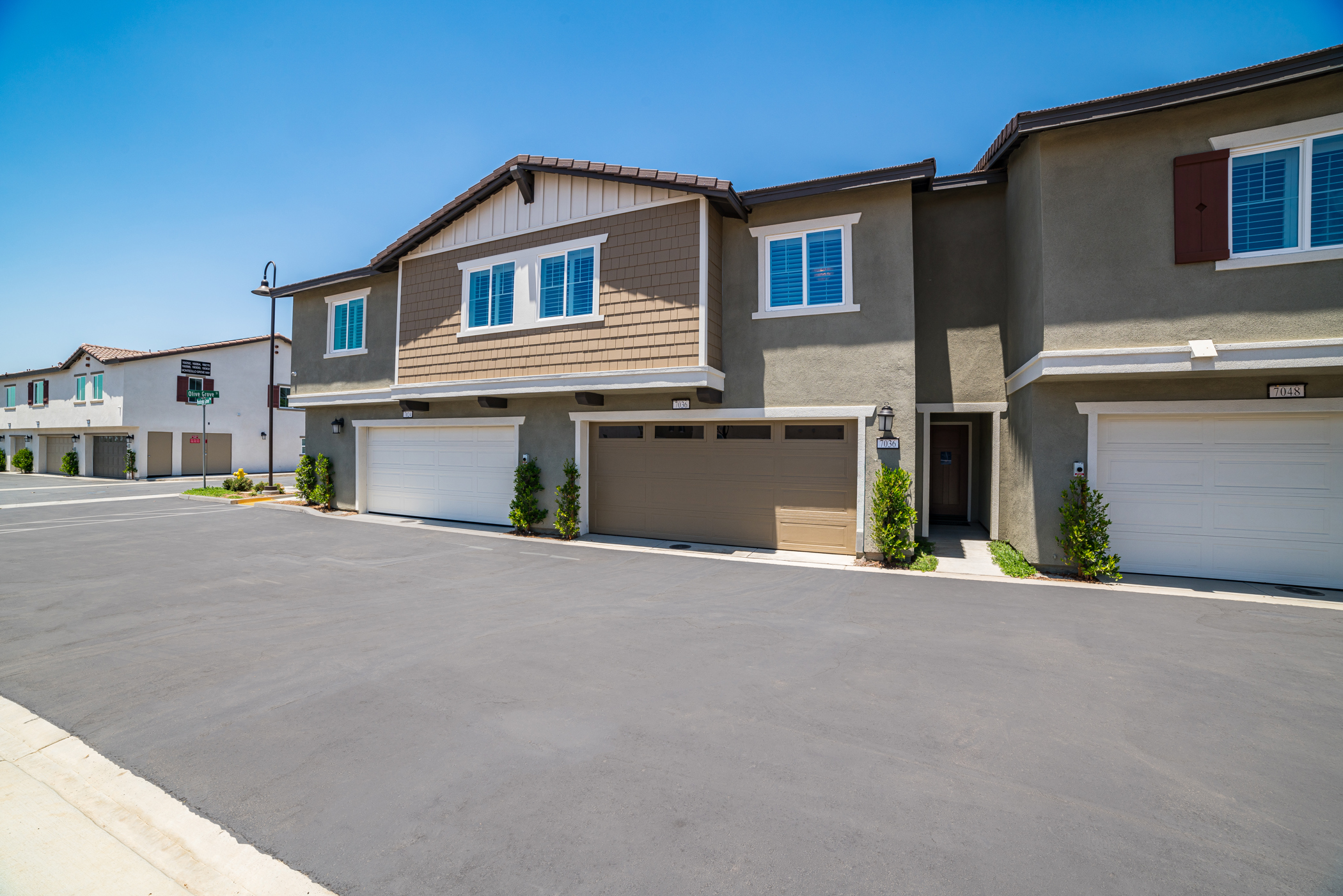 Highgrove Towncenter Exteriors 05