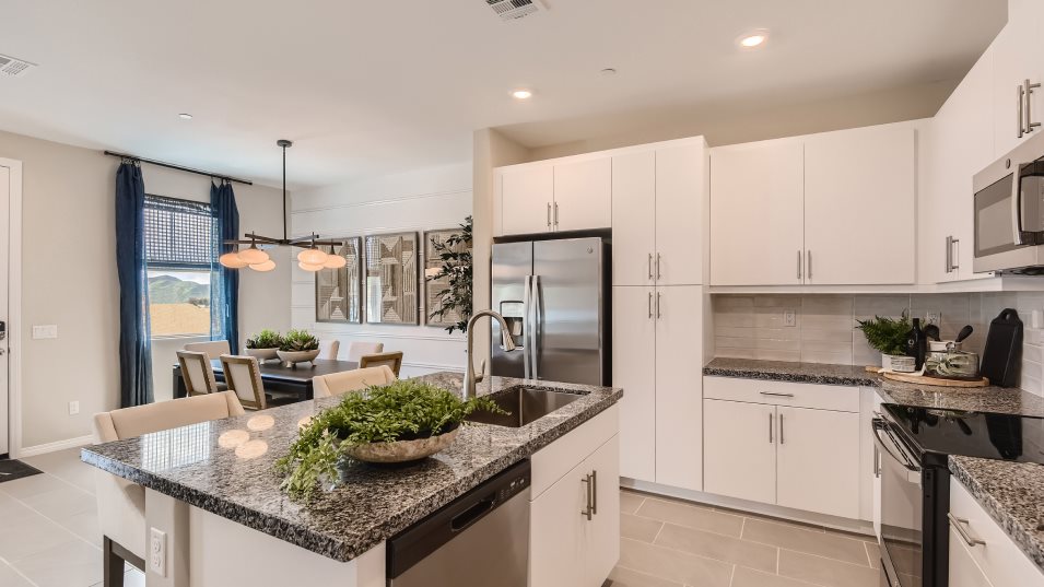 Kitchen with center island