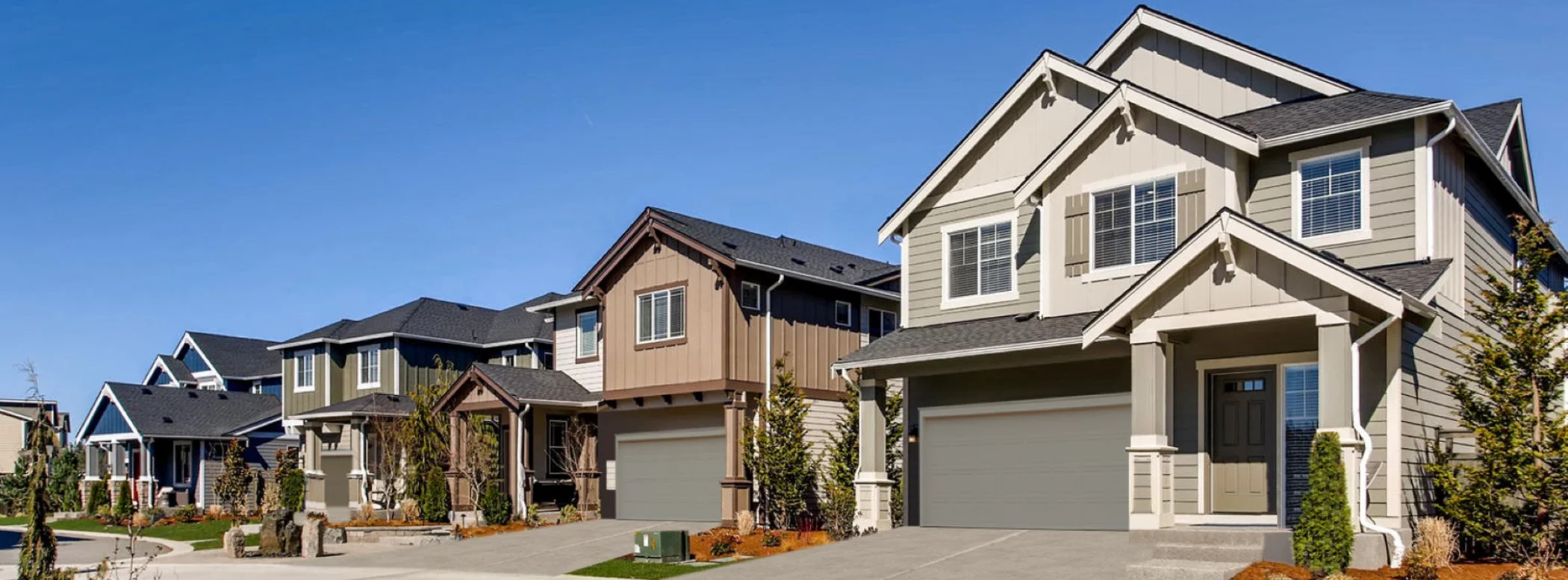 Streetscape in Ten Trails Mountain View