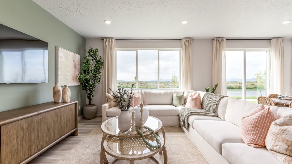 Mesa Family Room