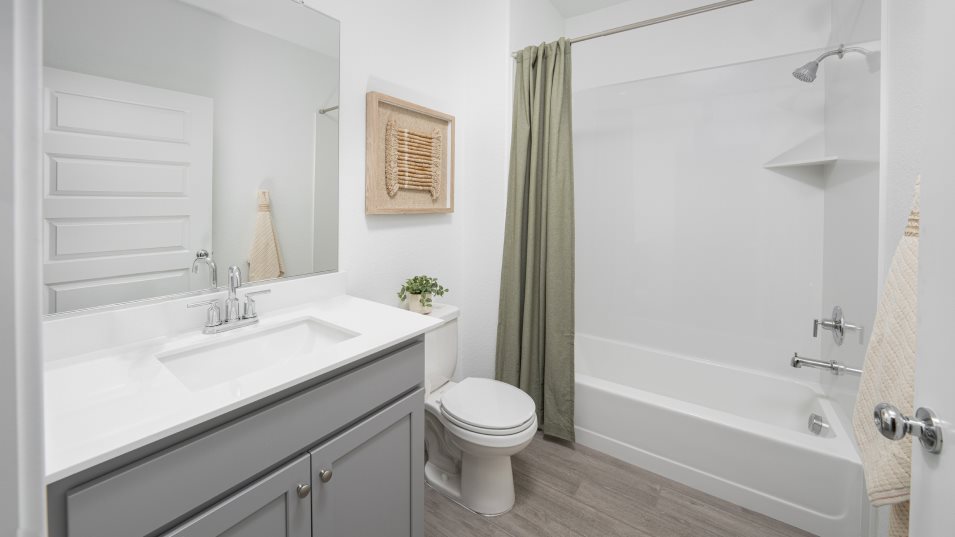 Residence 1765 Bathroom 2