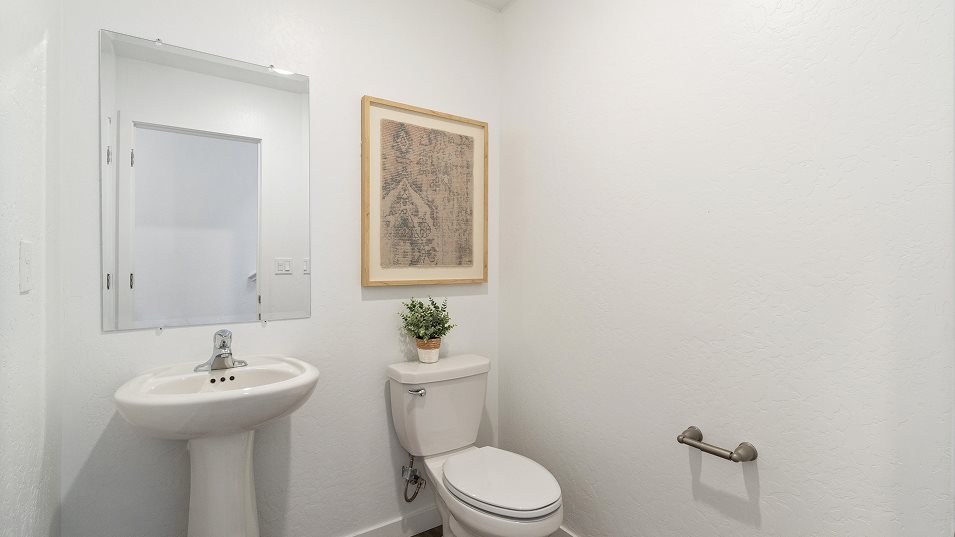 Pamplona powder room