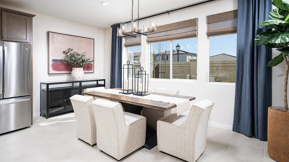 Residence 3647 dining room