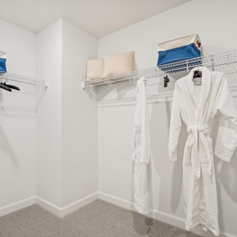 Itasca Owners Walk in Closet