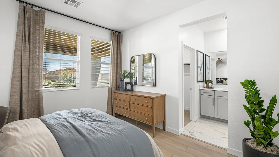 2488 Evan Bed3 3of3 F1 Base4