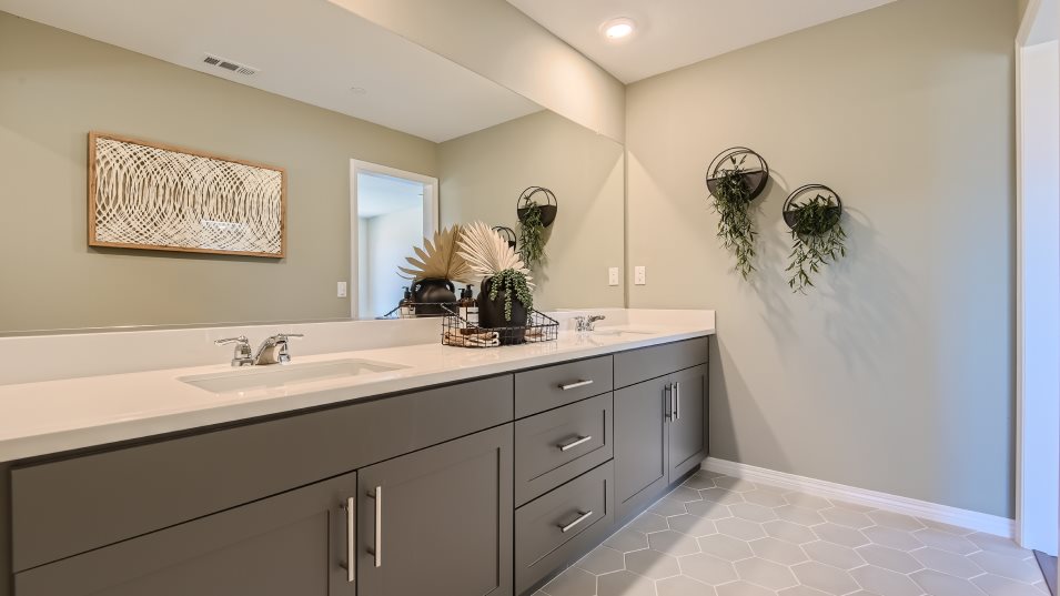 Residence 3 Bathroom 2