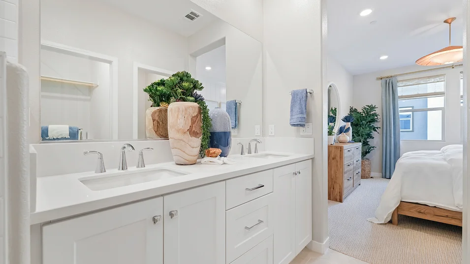 Vista Metro Heights Res2 X Owners Bath 3of4 F3