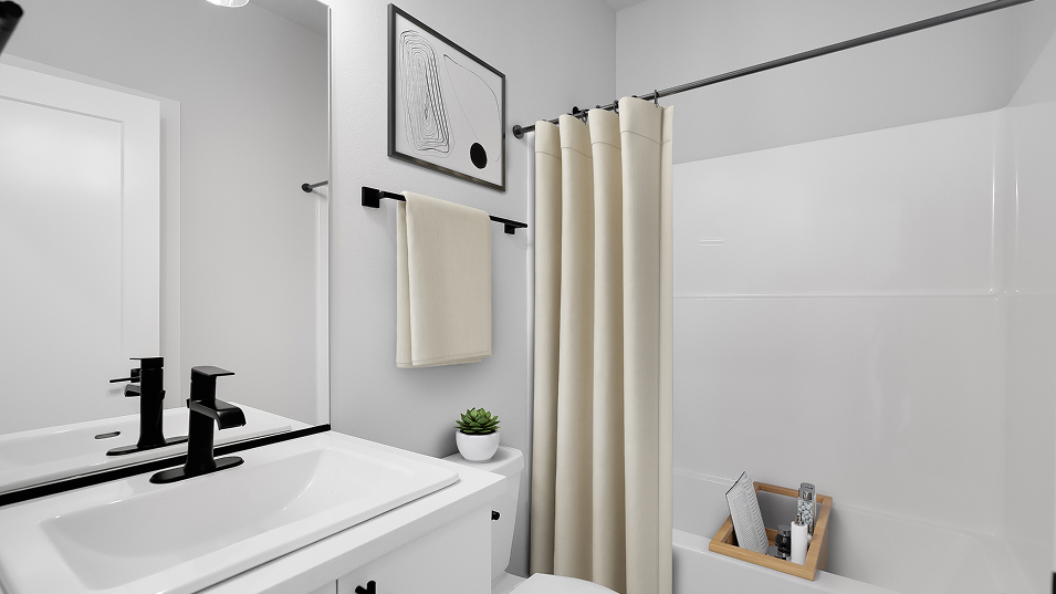 1726 Bailey Bath3 F1