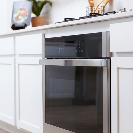 Rosso Kitchen