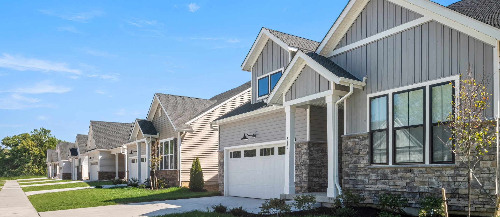 The Cascades Exterior Streetscape 091522