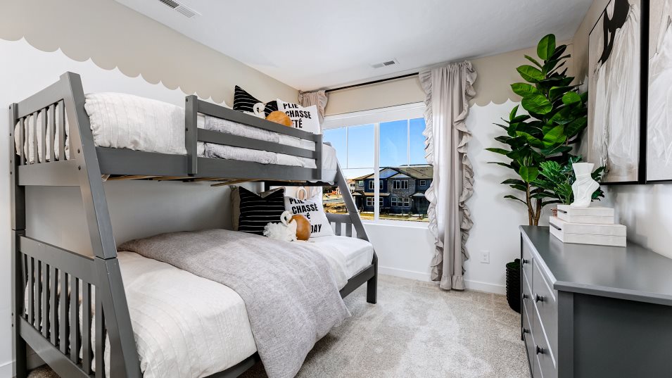 Plan 1870 Bedroom 3